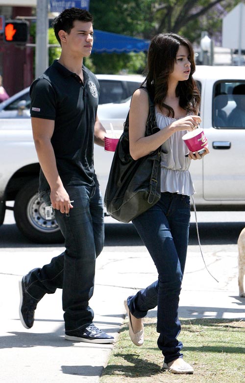 selena-taylor-629-6.jpg